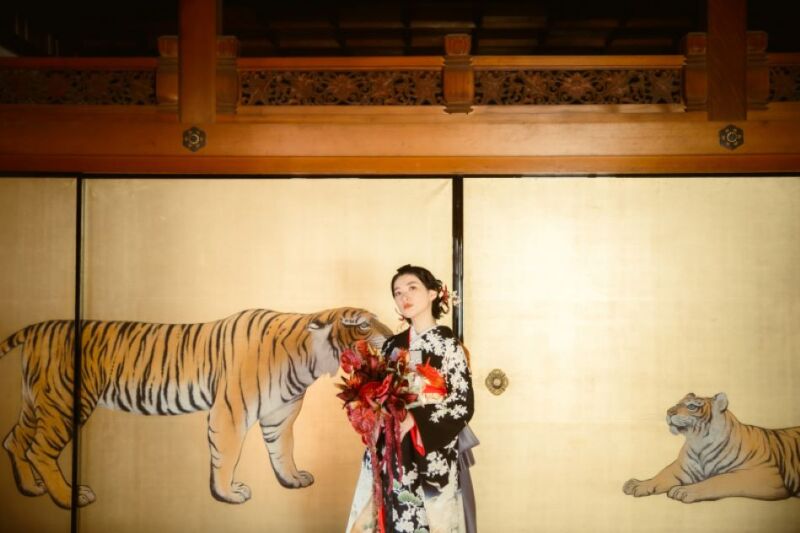 可憐な美しさを演出できるヘアスタイル~ツインポニーテール~