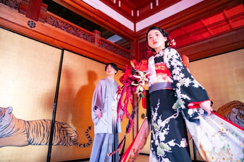 トレンド感がある和装ヘアまとめ～艶髪style～