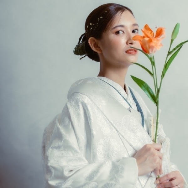 トレンド感がある和装ヘアまとめ～艶髪style～