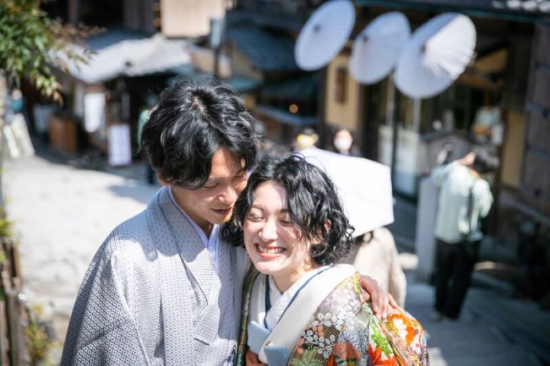 トレンド感がある和装ヘアまとめ~タイトシニヨン~