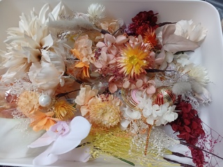 ハンドメイドヘアアクセサリー入荷