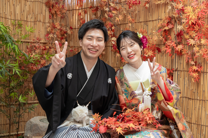 紅葉背景で!
