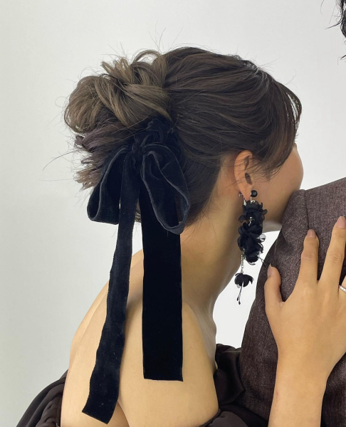 ベロアリボンヘアアレンジのご紹介