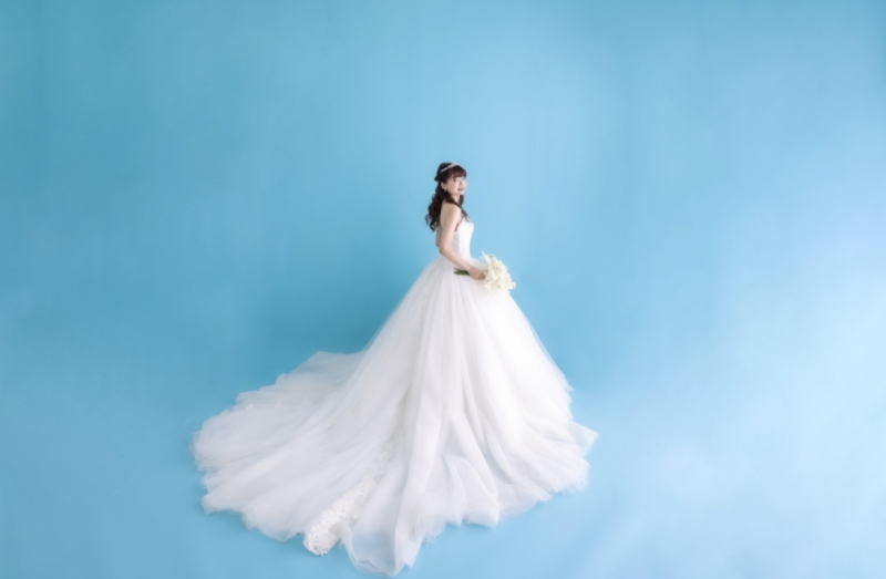 どのシチュエーションにも合うプリンセスラインのドレスをご紹介