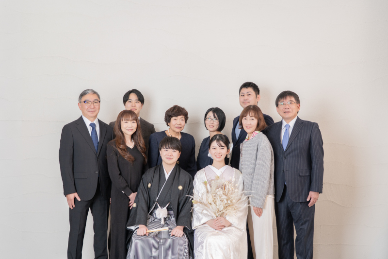 思い出をカタチに♪ ご家族様と一緒に記念のファミリーフォト