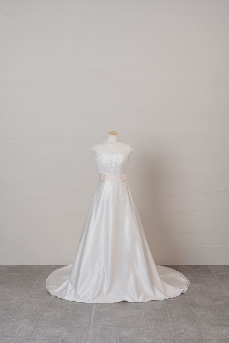 新作ウェディングドレスが入荷しました!!