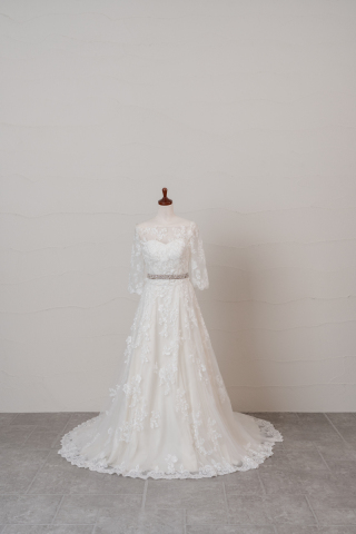 新作ウェディングドレスが入荷しました!!