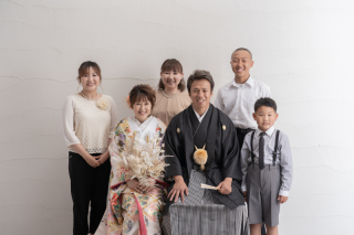 フォトウェディングに家族も参加するメリットとは