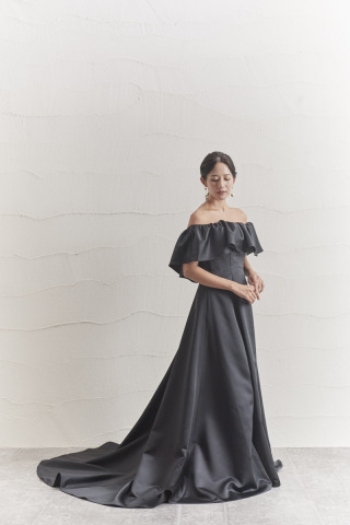 カラードレスの新作が追加になりました♪