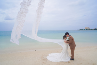 バスケ &ビーチ！趣味全開のフォトウェディング
