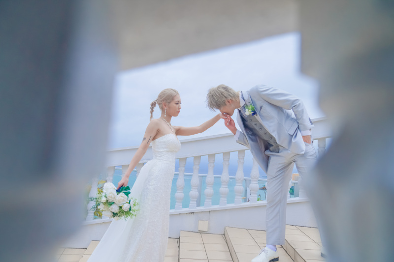 チャペルって神秘的♡ドレスや雰囲気をご紹介