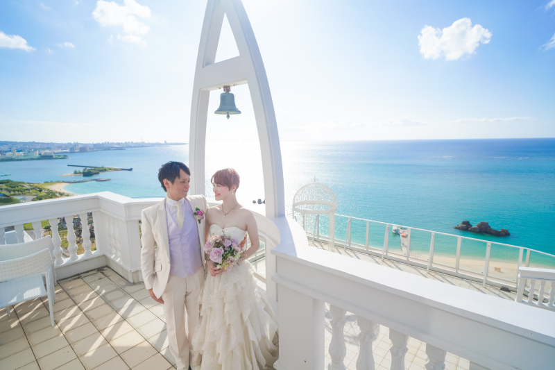 チャペルって神秘的♡ドレスや雰囲気をご紹介