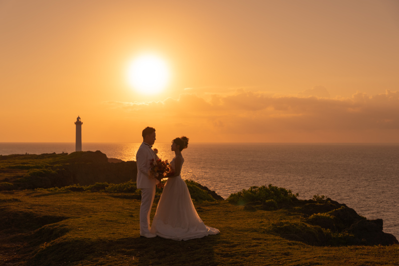 残波岬でサンセットフォト｜沖縄フォトウェディング