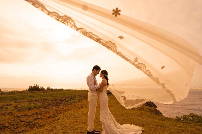 残波岬でサンセットフォト｜沖縄フォトウェディング
