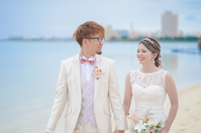 アラハビーチ＆高層階チャペル　沖縄ならではのフォトウェディング