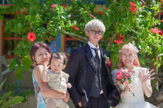 家族と一緒に過ごす特別な時間 ― アラハビーチで叶えるフォトウェディング