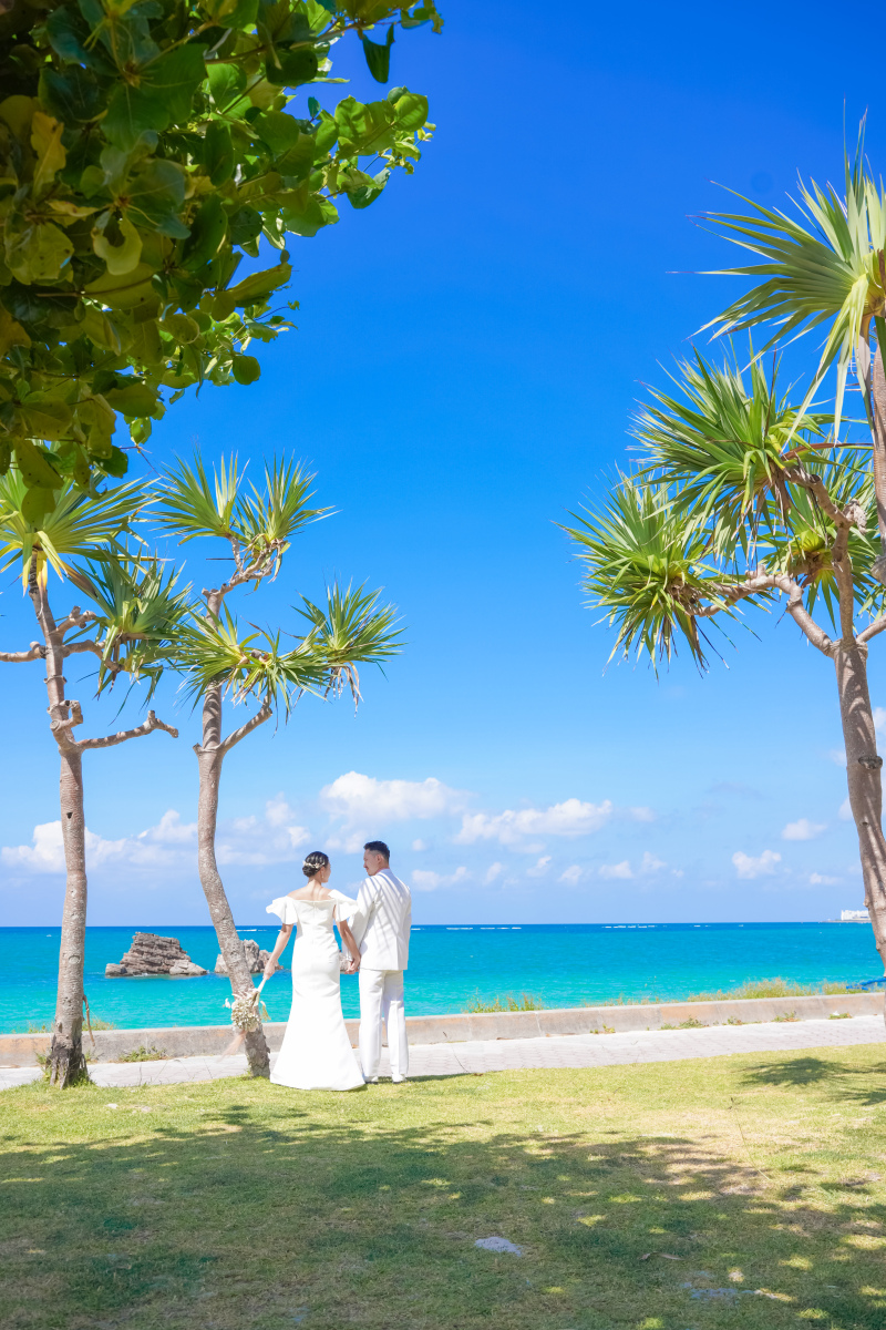 まるで海外リゾート！アラハビーチで叶える沖縄フォトウェディング