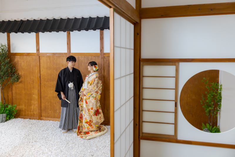 スタジオレイルが提案する[開港記念会館]での前撮り！