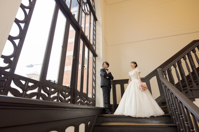 大さん橋で洋装の前撮りを叶えるには？夜景が映える撮り方のコツ