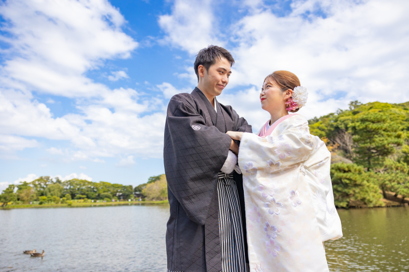 背景までストーリーになる大さん橋ならではの構図