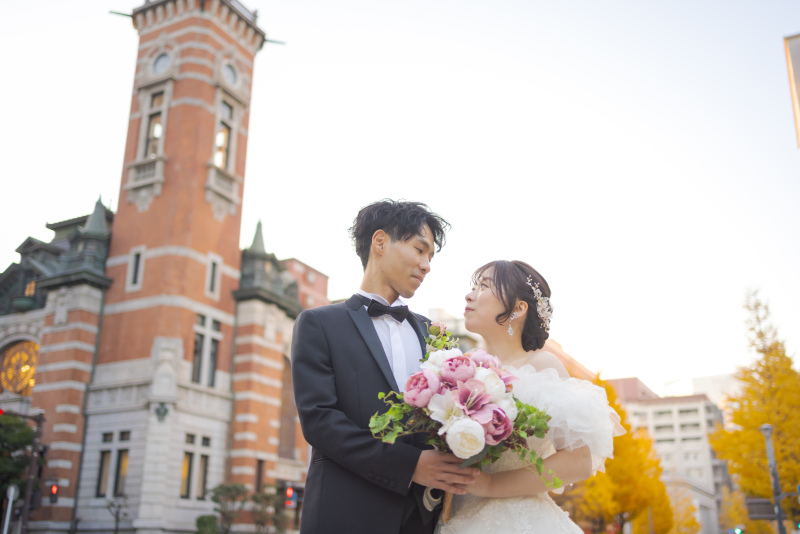 陽と影のコントラスト!開港記念会館で叶えるレトロモダンなロケーションフォト☆彡