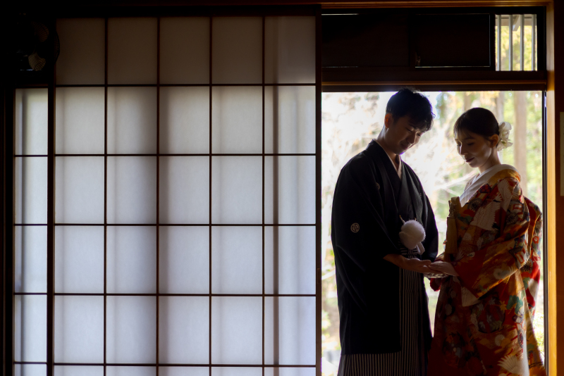 陽と影のコントラスト!開港記念会館で叶えるレトロモダンなロケーションフォト☆彡