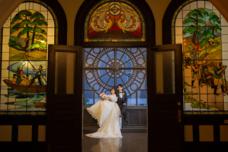 横浜市開港記念会館での前撮り！周辺のロケ地と組み合わせたその魅力とプランについて