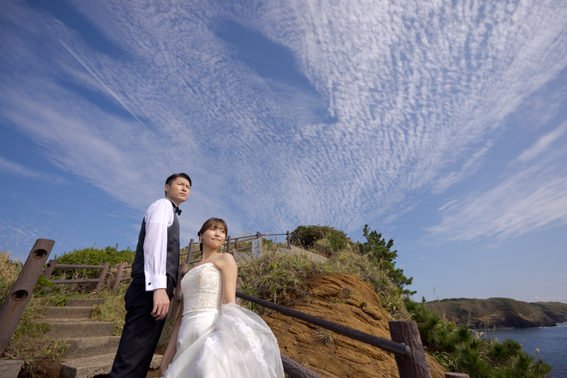 上品さと重厚感が漂うロケ地…横浜市開港記念会館のウェディング撮影が人気!