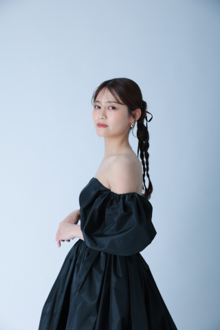 新作ドレス　ブラックドレス