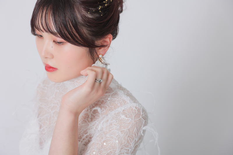 シンプル背景 ヘアメイク紹介