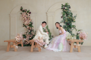 【お花に囲まれて】