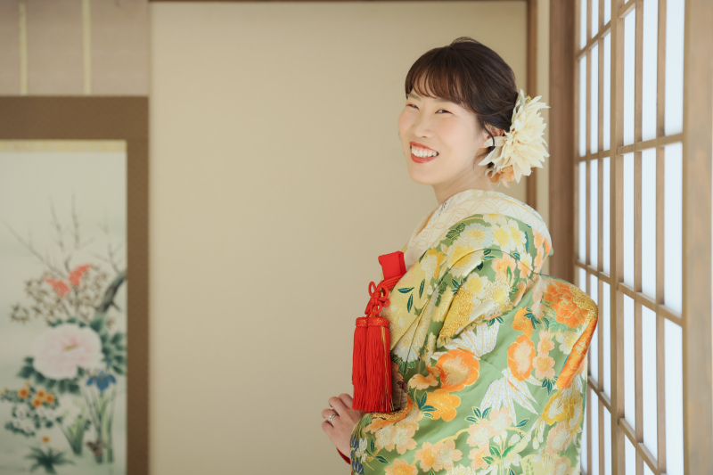 カーキの色打掛を選ばれたお嫁さま❃