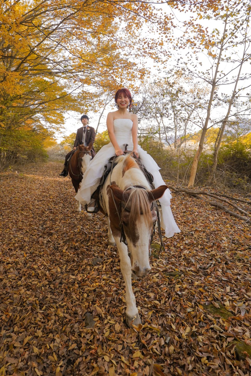 富士山近くで乗馬撮影