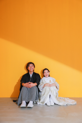 黄色の壁がかわいいです