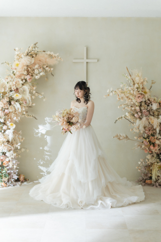 チャペルスタジオでの洋装撮影♡*･