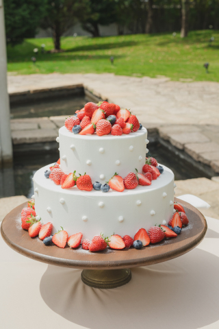 【演出】フォトウェディングでも!大きなウェディングケーキ♡