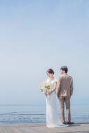 6月の海辺のフォトウェディング