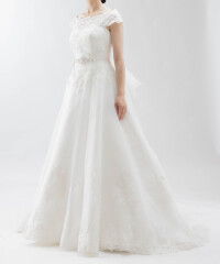 ウェディングドレスの種類