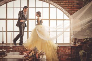 ドラマチックなスタジオフォト