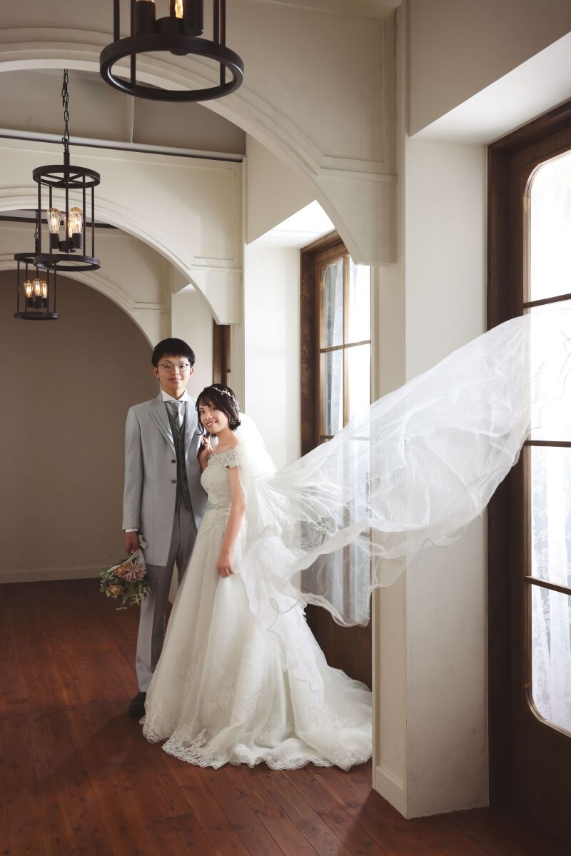 ウェディングドレス紹介〜オフショルダードレス♪〜