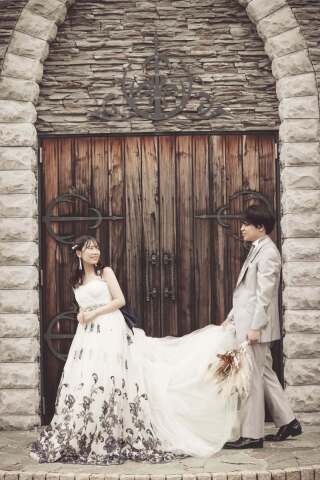 カクテルドレス紹介♪ 〜グレースコンチネンタル 刺繍ドレス〜