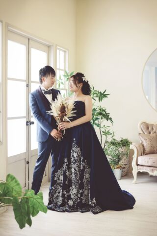 カクテルドレス紹介♪ 〜ネイビー バール刺繍ドレス〜