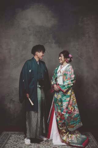 色打掛紹介♪ 〜色鮮やかなグリーン【色325】〜