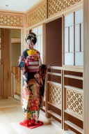 8STA衣装紹介|珍しい!引き振袖ってなに?