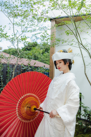 和装ヘアスタイル|かつらってどう?角隠し、綿帽子とは?