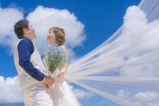 宮古島の自然と調和する─フォトウェディングにぴったりのブーケアイデア