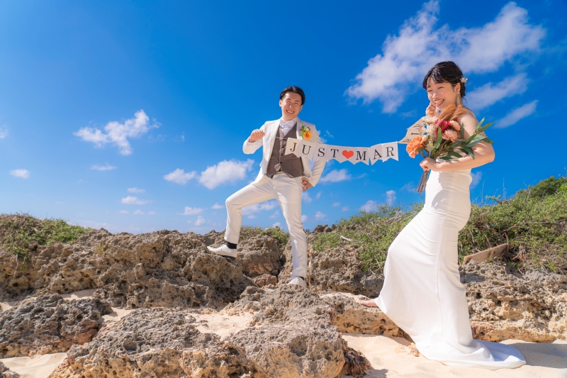 ごつごつした岩場も離島感ありますよね！