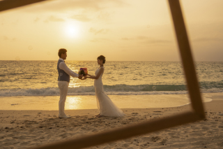 動画付きの宮古島満喫フォトウェディングプランをご紹介