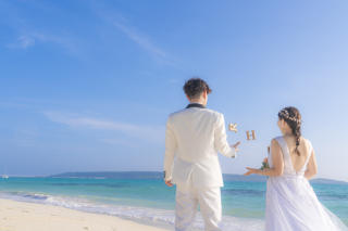 あえてポーズを作らずに自然な表情のふたりをパシャリ☆