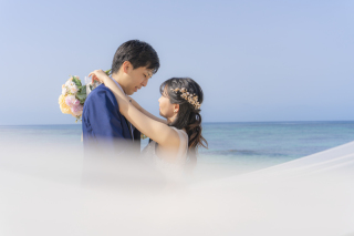 宮古島でのフォトウェディングに似合うヘアアクセサリー